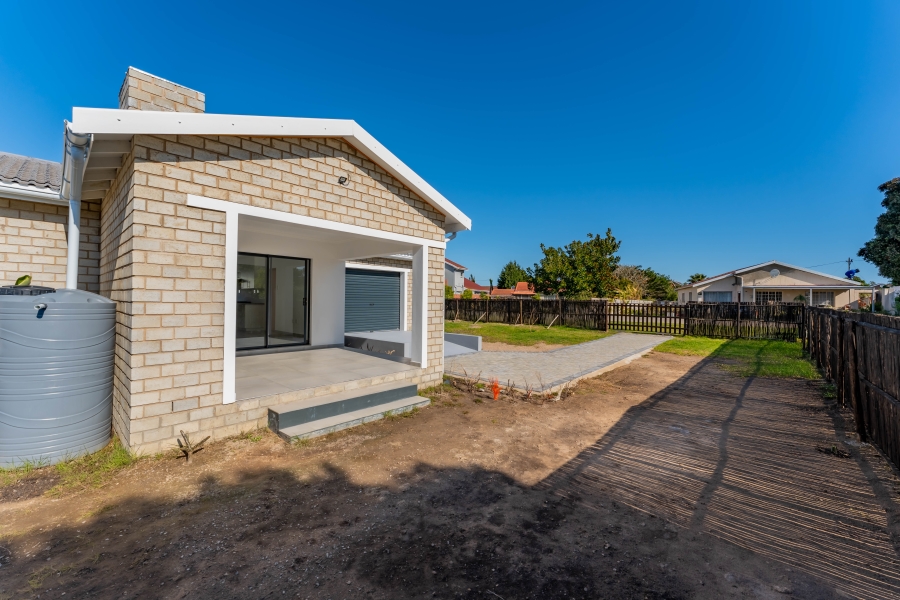 3 Bedroom Property for Sale in Aston Bay Eastern Cape